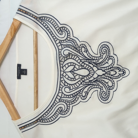 Ann Taylor Blouse - Picture 3 of 7